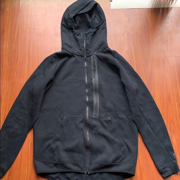 Nike Other - Nike tech jacket